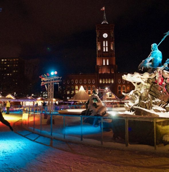 &#8222;Berliner Weihnachtszeit&#8220; am Roten Rathaus